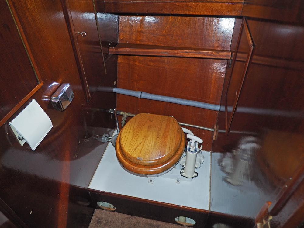 Fore ship, Accommodation